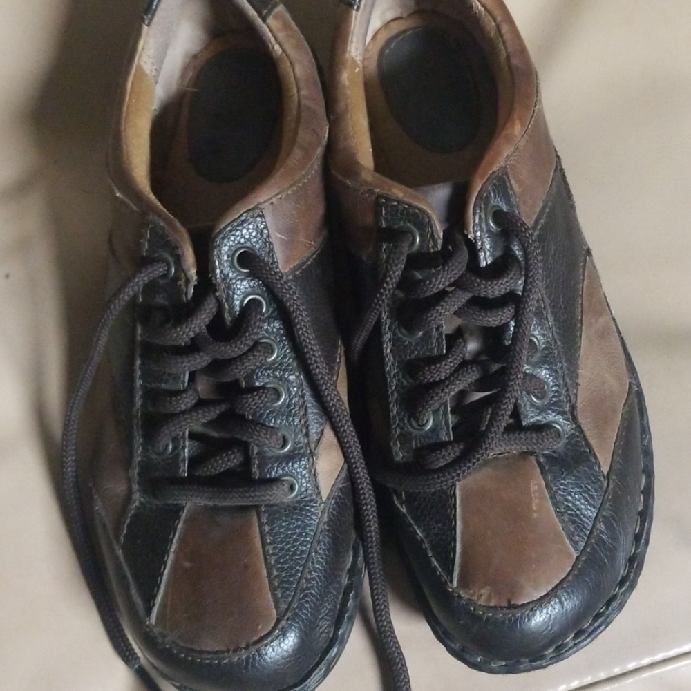 Womens shoes